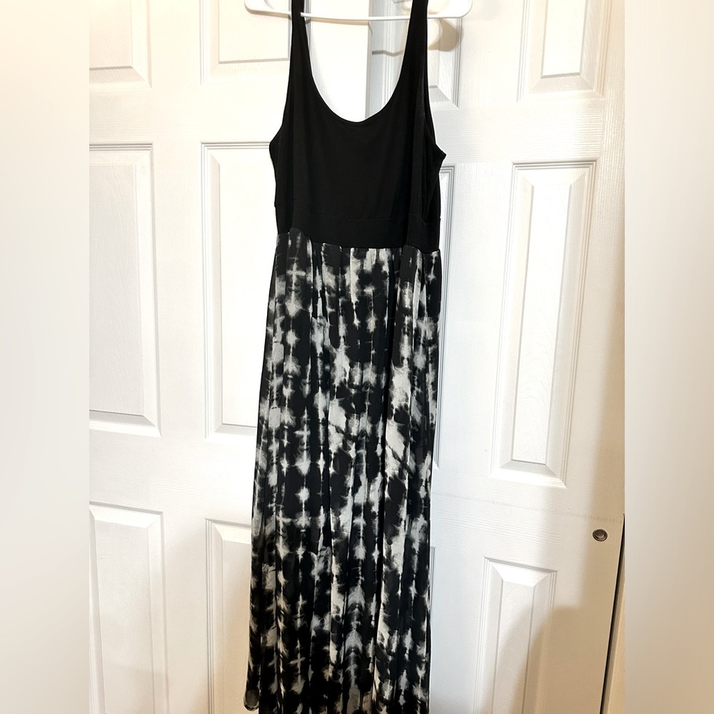 TORRID SIZE 2 MAXI DRESS